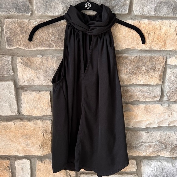 Banana Republic Gathered Neck Keyhole Blouse Sz SP - Picture 1 of 6